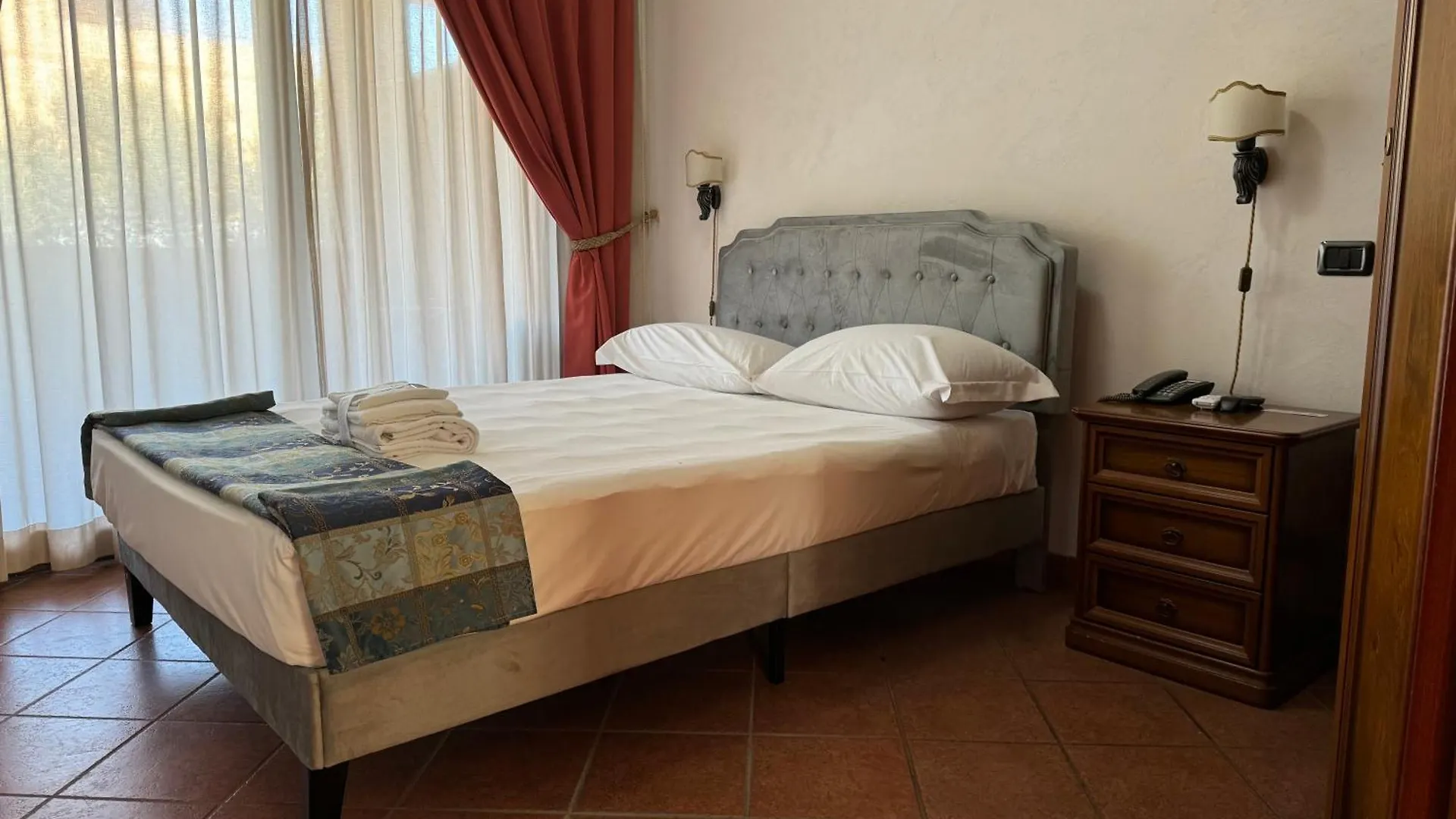 Euro House Inn Airport Fiumicino 4*,  Italy